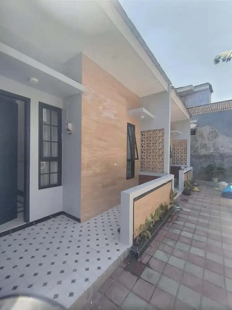 Rumah siap huni dekat ke Fatmawati di Cilandak Jakarta Selatan