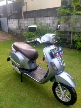 Di jual motor listrik merk uwinfly T3 2022