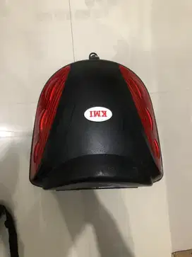 Box Universal KMI 201