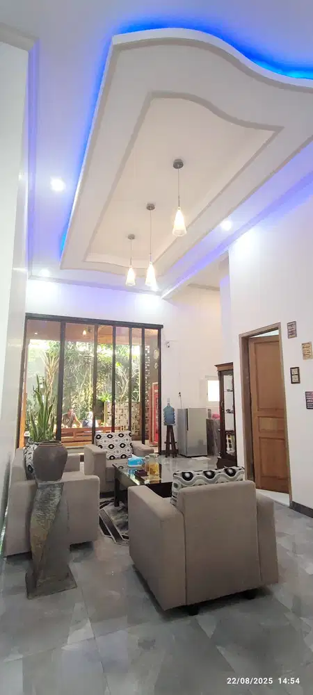 Rumah villa kota malang