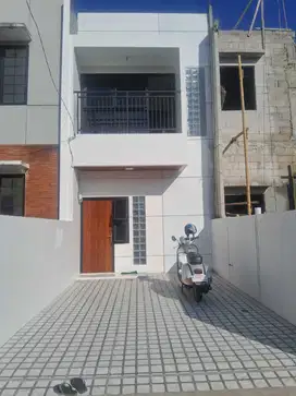 Rumah thowen hourse 3kt 2km cash kpr 925 juta nego jakarta