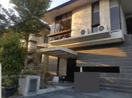 Rumah di Astoria Park Babatan Pantai dkt Grand Kenjeran  Sutorejo