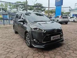 DP MURAH Toyota Sienta 1.5 Q Bensin-AT 2019 Abu-Abu CSRPB