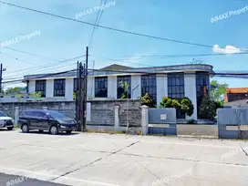 Gudang tanah luas poros jalan Raya  Sukodono