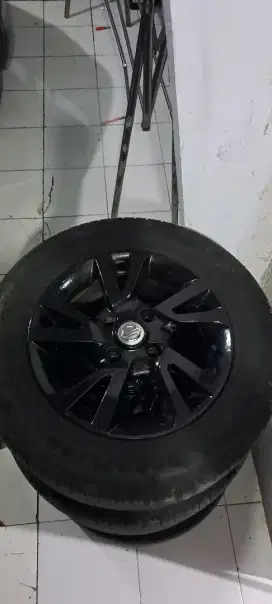 Velg r15 livina xenia avanza pcd 114 ban 75%
