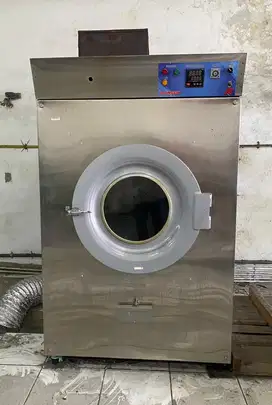mesin laundry hotel 7 unit (2 mesin cuci, 3 dryer, 2 boiler setrika)