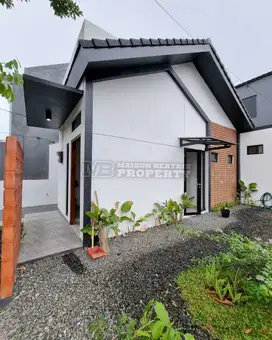 DIJUAL CEPAT RUMAH HOOK RAPIH FURNISH SIAP HUNI DI GRIYA LOKA BSD