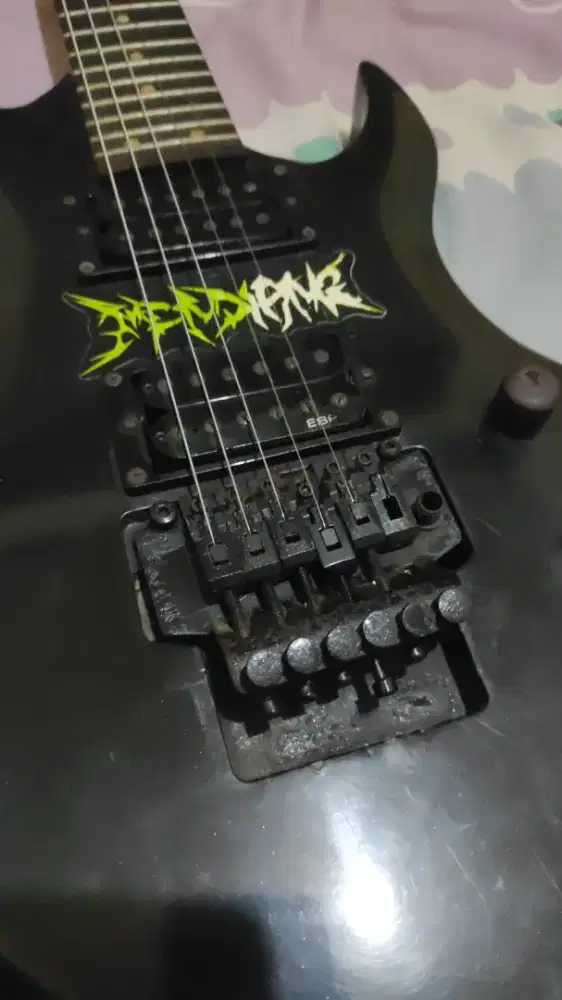 Gitar listrik esp