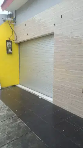 Servis dan pembuatan baru rolling door