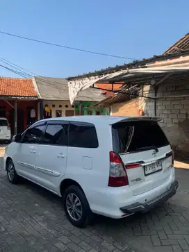 Toyota Kijang Innova 2015 Bensin
