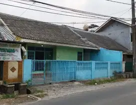 Rumah PINGGIR JALAN PAMULANG
