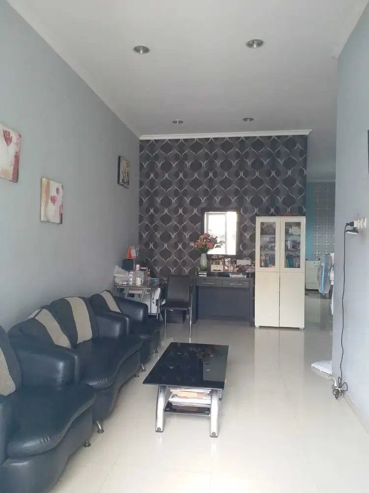Dijual Rumah Minimalis Siap Huni Pakuwon City  Selangkah ke East Coast