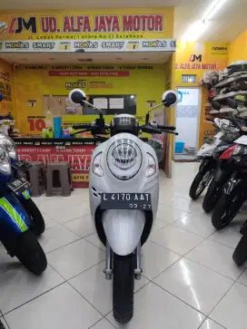 New Scoopy prestige Th 2022