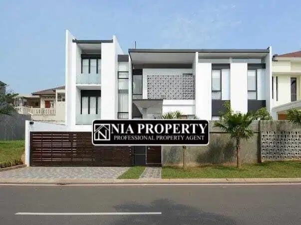Dijual Rumah Mewah ada Kolam Renang Pribadi di Kota Wisata Cibubur