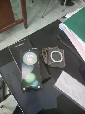 Samsung Galaxy Z Flip 5 512gb sein fullset