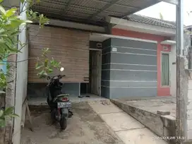 Oper kredit Puri asri 2 dkt jln raya Cileungsi luas 77mtr hrga 50juta