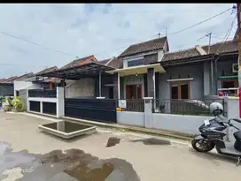 Dijual Rumah Di gentan  mbaki sukoharjo