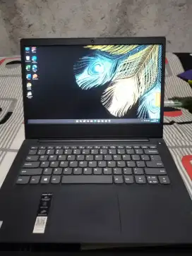 Dijual Laptop Lenovo Ideapad Slim 3 Ram 8GB, SSD 239GB.