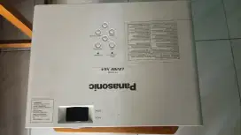 Dijual aja Proyektor Panasonic