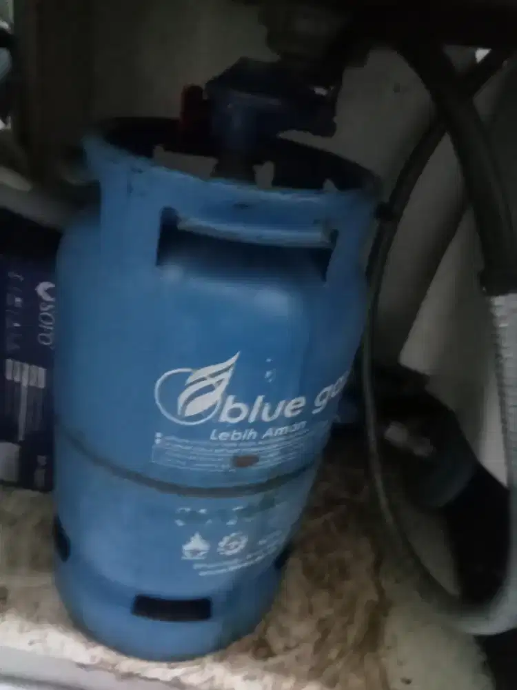Gas LPG 5,5kg ada 2 Tabung