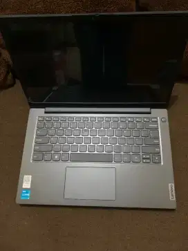 Lenovo V14 mulus seperti baru