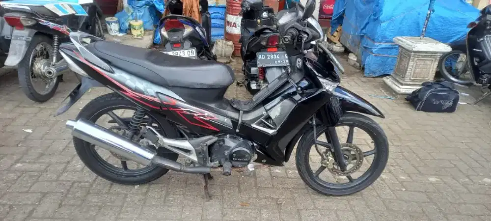 DiCARI.. SUPRA X 125 dd 2008 UP 2009 cw 2010 up 2011 iss 2012 up 2013