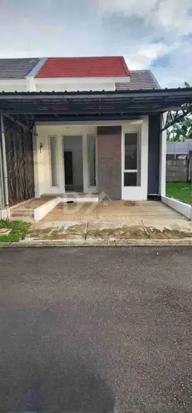 Rumah minimalis 1 lantai dalam cluster Verina Graha Raya Bintaro Jaya