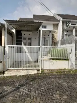 DIJUAL RUMAH MURAH DI GRESIK