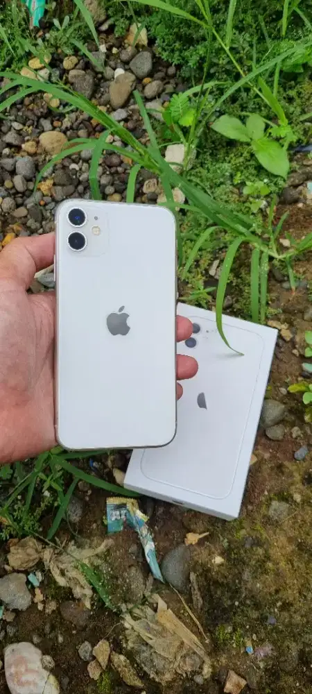 IPhone 11 64gb iBox fullset