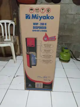 Dispenser galon bawah