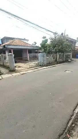 Dijual Rumah Di Pinang Pinggir Jalan Utama Luas 300M
