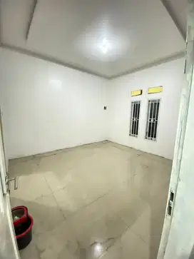 Rumah Usaha 2 Lantai di Raya Cipanas Garut, Lokasi Emas!BISA NEGO