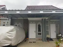 Rumah baru tanah luas dekat ke pintu toll Cimanggis