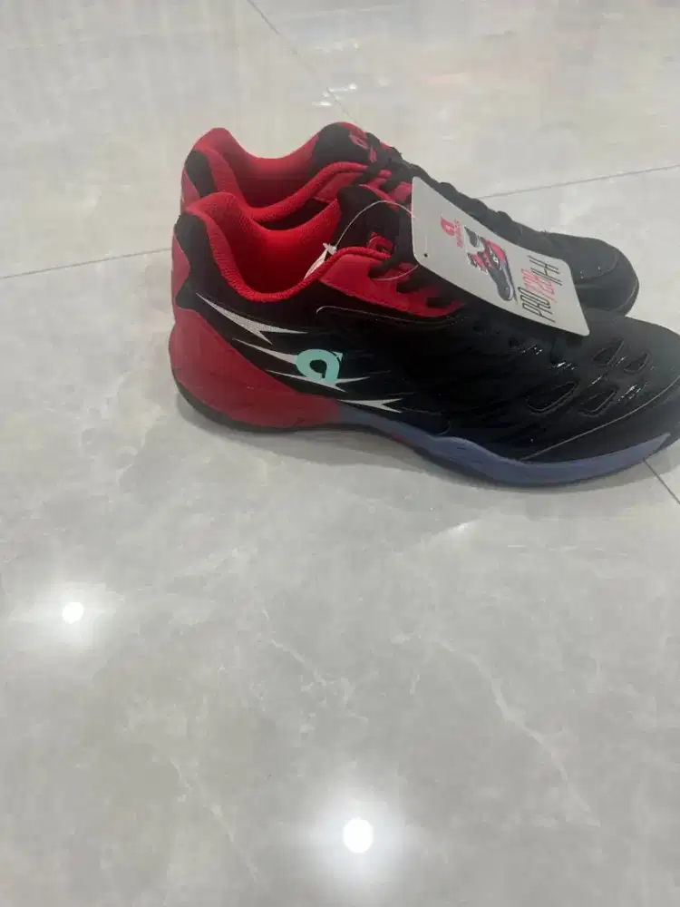Sepatu apacs size 45, dijamin obral murah