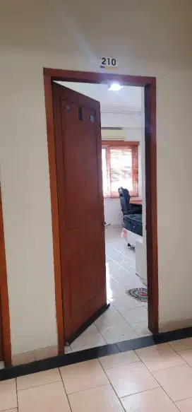 Apartemen studio dekat Kampus UI