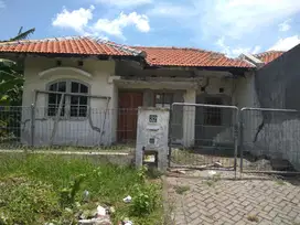 Butuh Uang, Jual rumah pojok, SHM, dekat pabrik, diLegundi, Kab Gresik