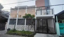 Rumah cantik Minimalis Di Semolowaru dkt UNTAG SURABAYA