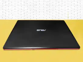 LAPTOP ASUS CORE i3 BAGUS MULUS