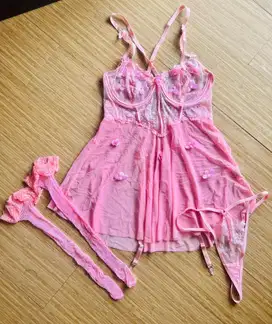 ONE SET SEXY LINGERIE +GSTRING+GARTER+STOCKING ONE SET PINK~ SIZE M