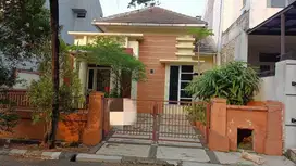 Dijual Rumah Cantik Dalam  Cluster Puri gading Jatiwarna