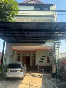 Dijual rumah 4 lantai di rawabelong cocok untuk konveksi dan kosan