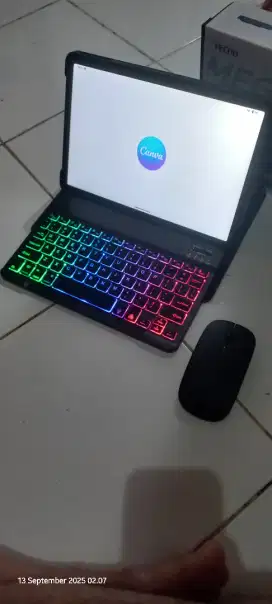 Tab Techno Megapad 8 GB/256GB like New