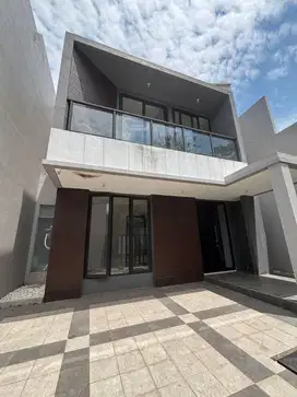 RUMAH GAYUNGSARI NEW 2 LANTAI STRATEGIS, CARPORT 2