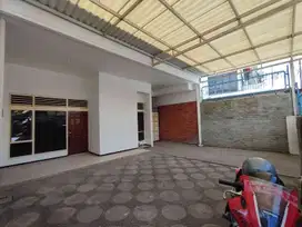 Rumah Siap Huni Manyar Sambongan