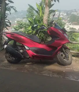 Jual motor honda pcx 160 tahun 2023
