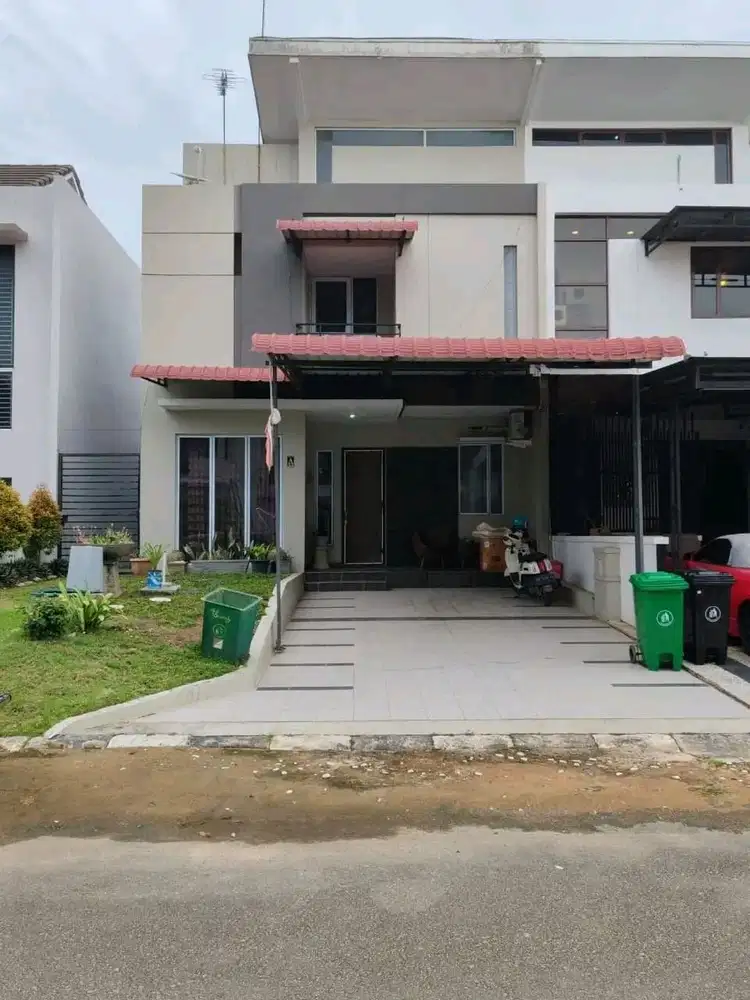 Di jual murah rumah 2 lantai di beverly Batam center