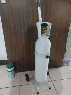 Tabung oksigen lengkap