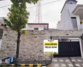 Jual Rumah 2 lt @ Simpang Darmo Permai Selatan