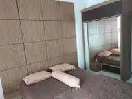 uang 2,5jt bisa sewa 1bulan atau bisa beli apartemen loh.