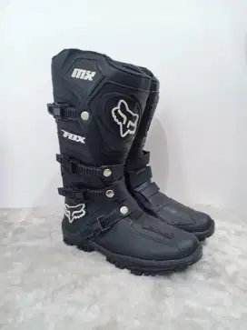 Sepatu Trabas Touring Fox Lokal Size 42 Kondisi Baru